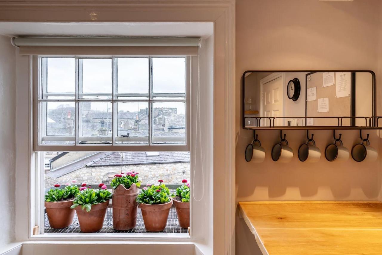Royal View Apartments Kirkby Lonsdale Extérieur photo