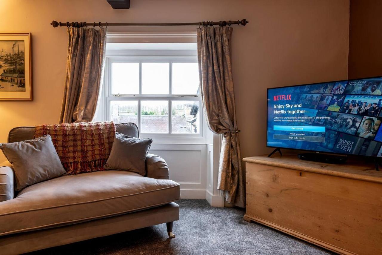 Royal View Apartments Kirkby Lonsdale Extérieur photo